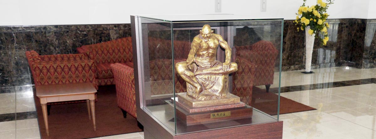 住宅型有料老人ホーム太郎と花子 芸術作品｜彫刻